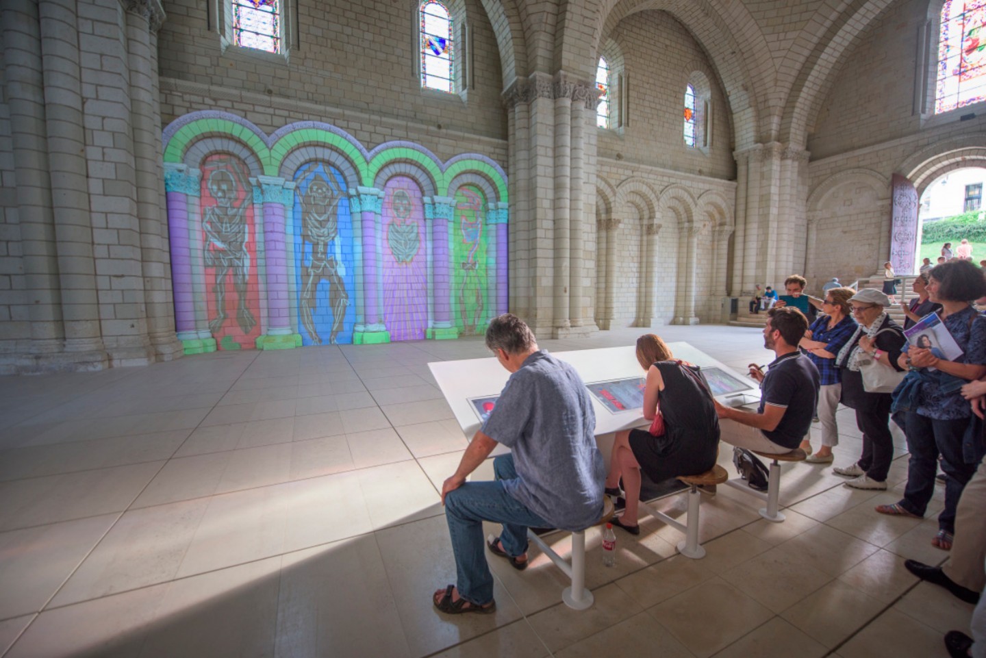 Laurent Vié - Table Paint - Abbaye de Fontevraud