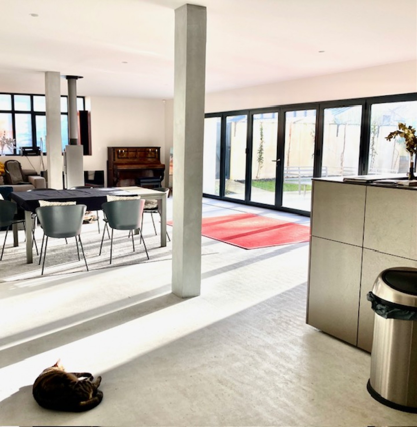 Laurent Vié - Réhabilitation et transformation d’un rez-de-jardin industriel en loft 