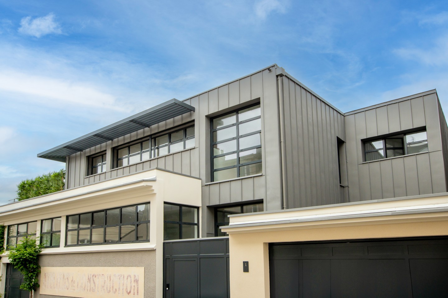 Laurent Vié - Surélévation et extension d’un loft existant
